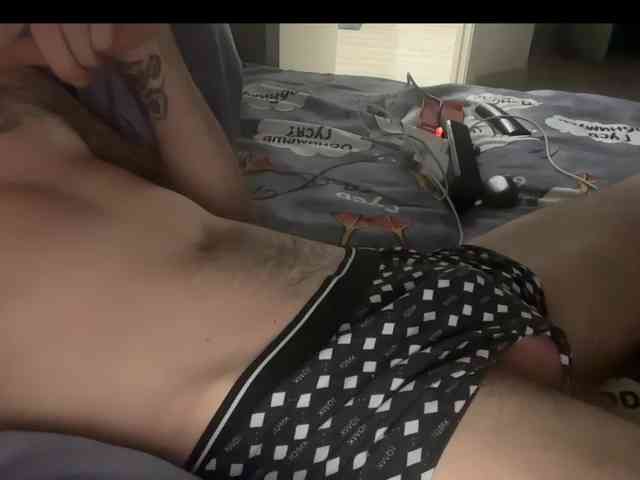 Alex2587Z1 Alex2587Z1