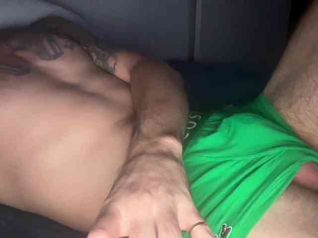 Alex2587Z1 Alex2587Z1