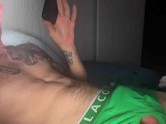 Alex2587Z1 Alex2587Z1