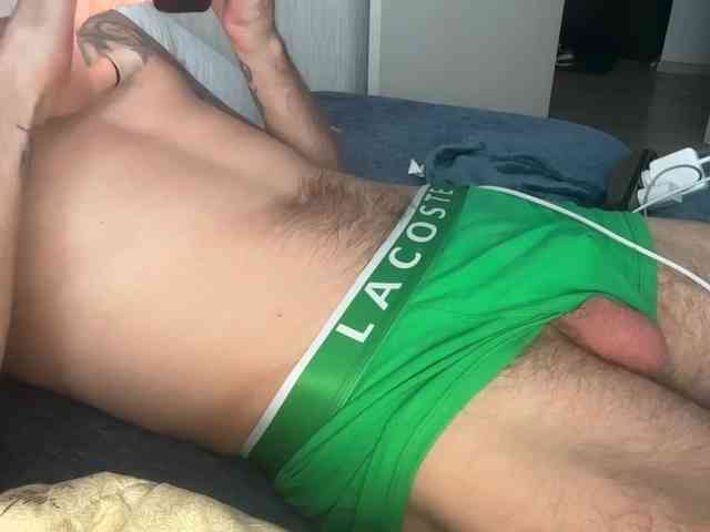 Alex2587Z1 Alex2587Z1