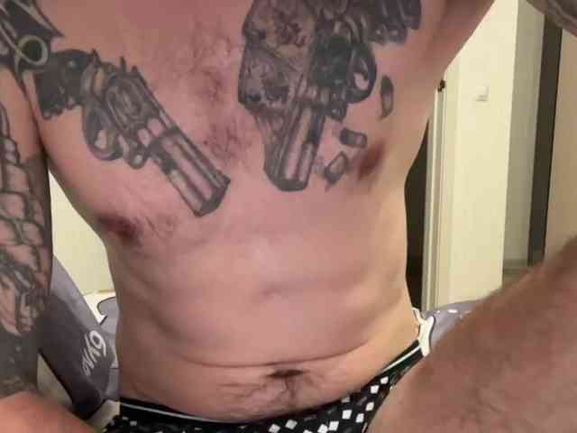 Alex2587Z1 Alex2587Z1