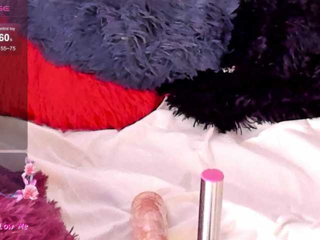 Briana-Goldd's BongaCams show and profile