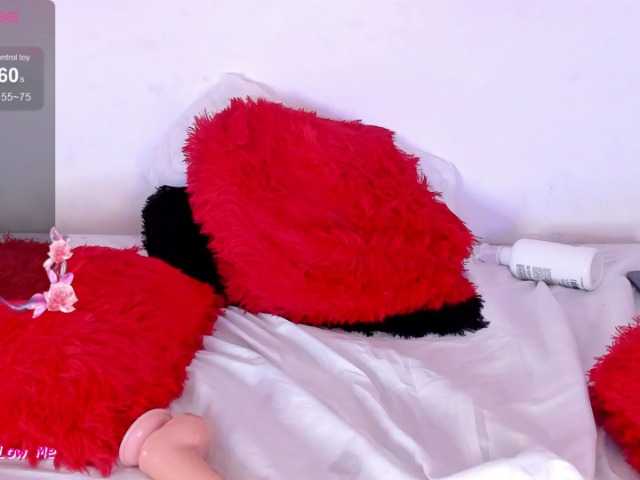 Briana-Goldd's BongaCams show and profile