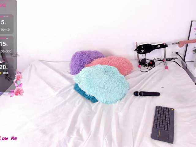 Briana-Goldd's BongaCams show and profile