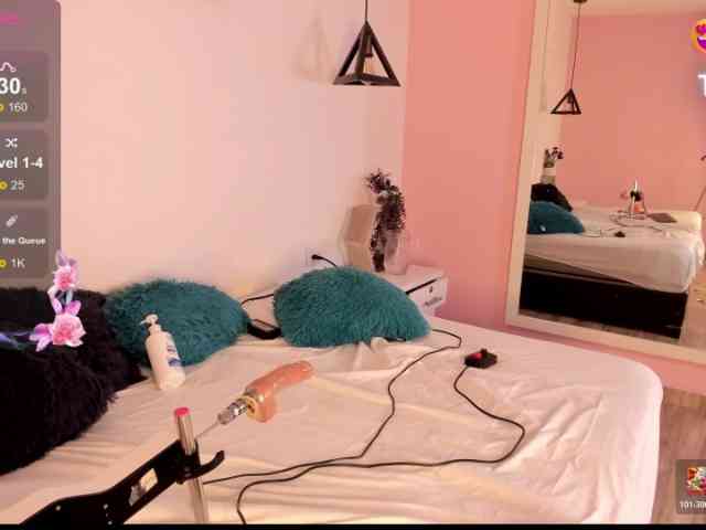 Briana-Goldd Briana-Goldd