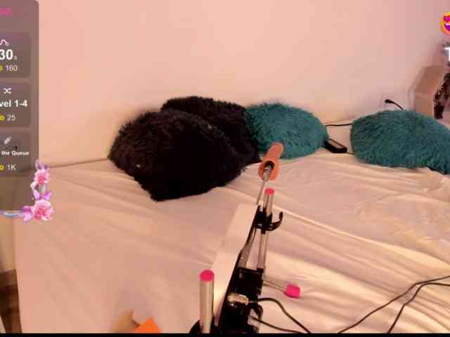 Briana-Goldd Briana-Goldd