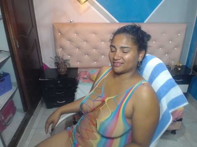 celestewood's BongaCams show and profile