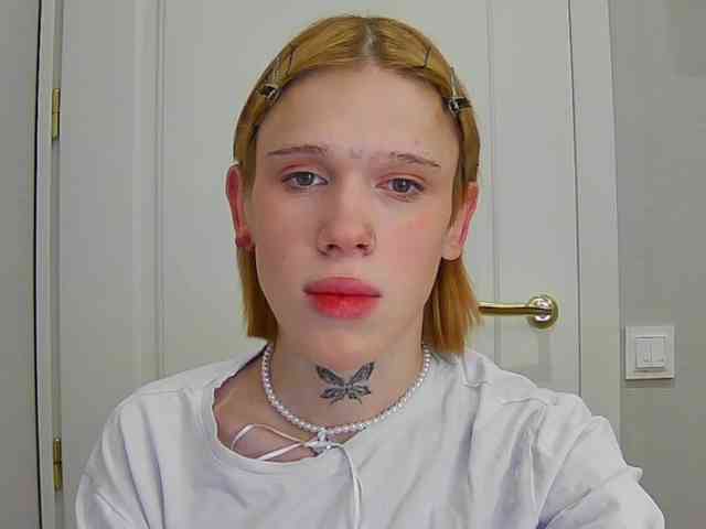 polimun Live Webcam on BongaCams