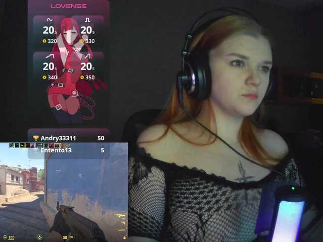 purple-hornet0 live cam