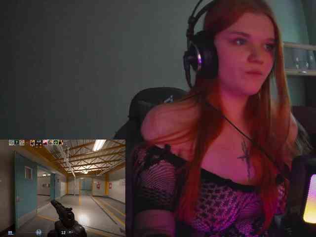 purple-hornet0 webcam