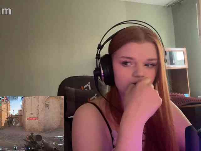 purple-hornet0 webcam