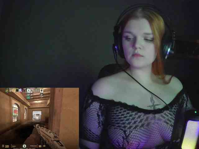 purple-hornet0 webcam