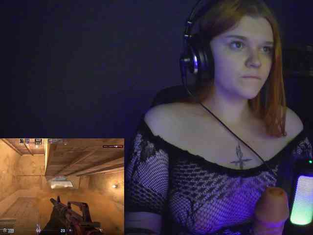 purple-hornet0 webcam