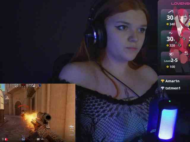purple-hornet0 Live Webcam on BongaCams