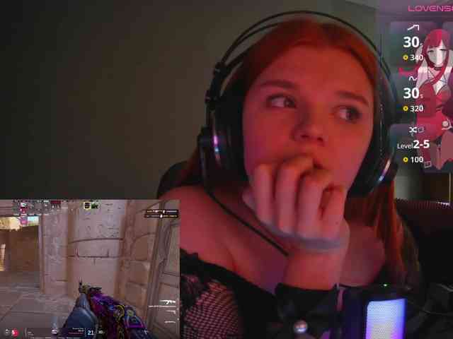 purple-hornet0 webcam