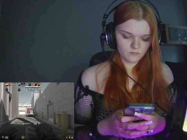 purple-hornet0 webcam