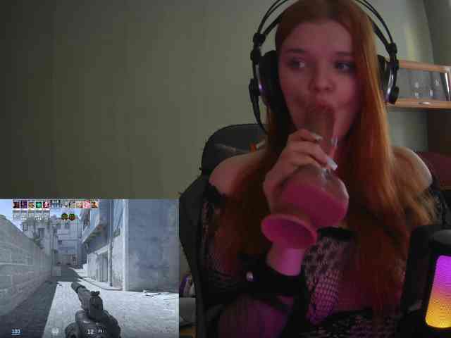 purple-hornet0 webcam