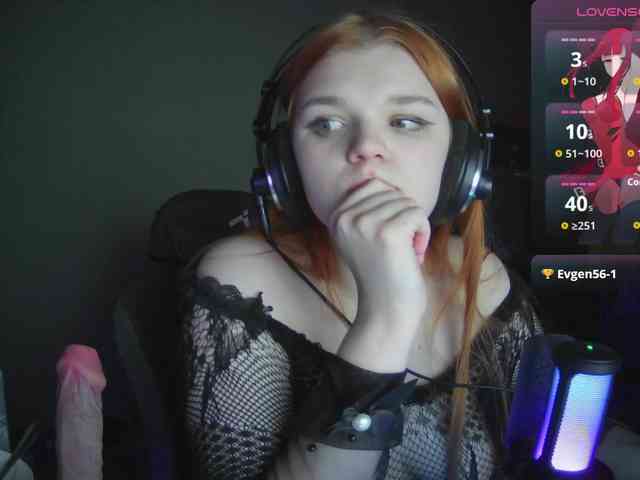 purple-hornet0 webcam