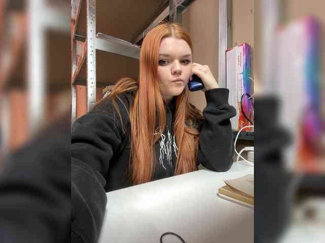 purple-hornet0 webcam