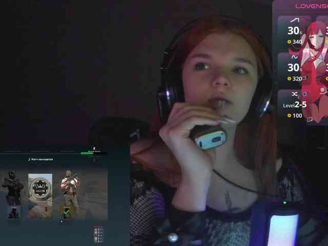 purple-hornet0 webcam