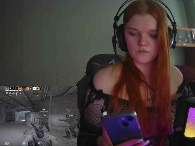 purple-hornet0 webcam