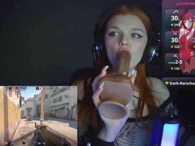 purple-hornet0 webcam