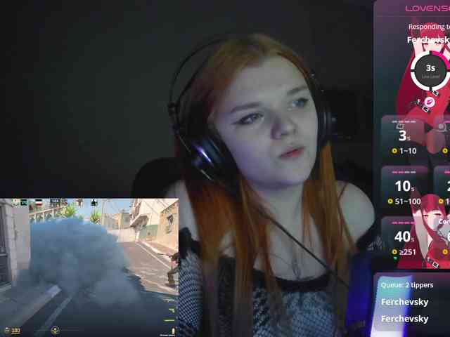 purple-hornet0 webcam