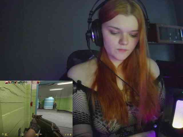 purple-hornet0 webcam