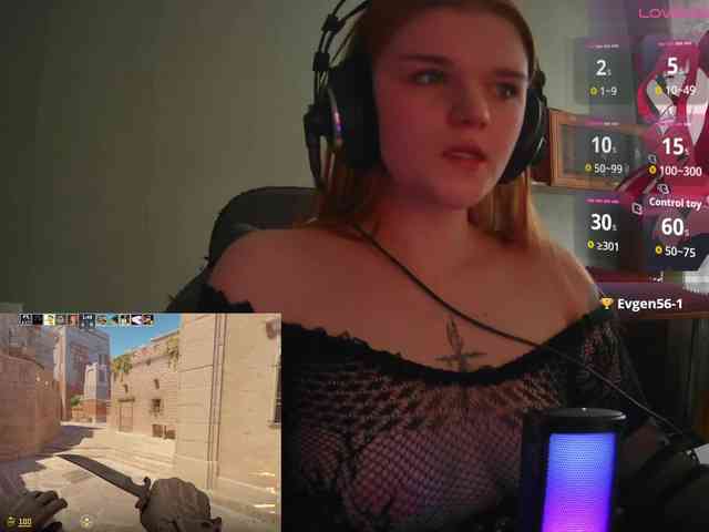 purple-hornet0 webcam