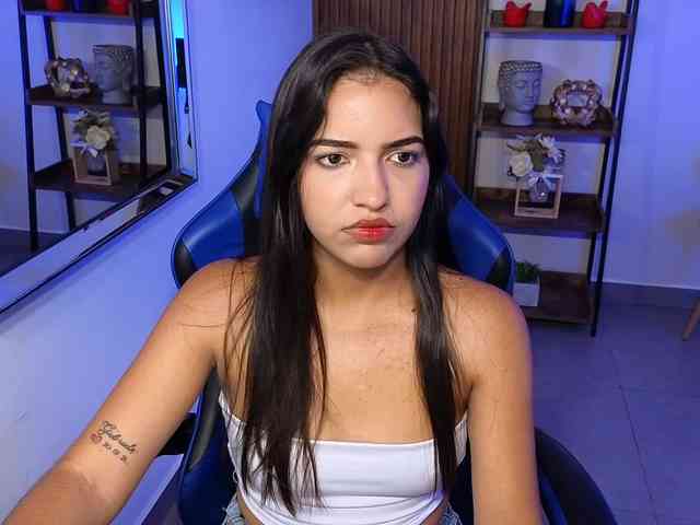 Olivia-Fox Live Webcam on BongaCams