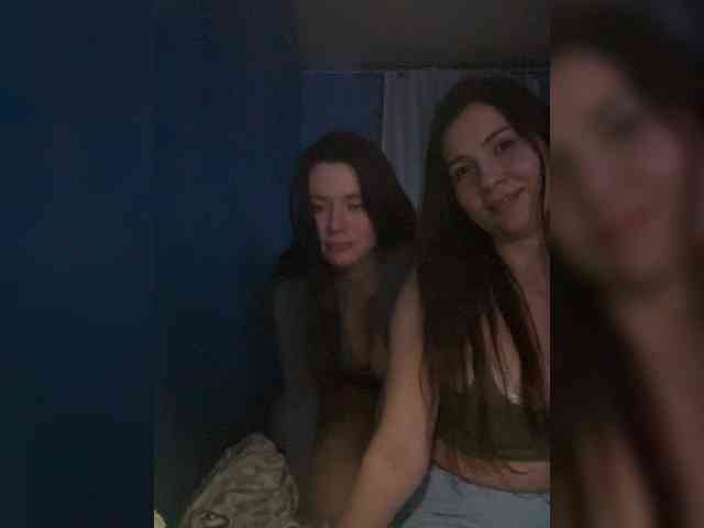 KrissMilss21001 webcam