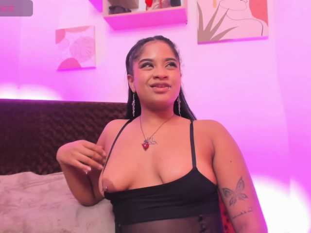 camilafoox7's BongaCams show and profile