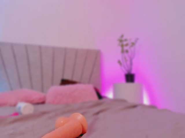 camilafoox7's BongaCams show and profile