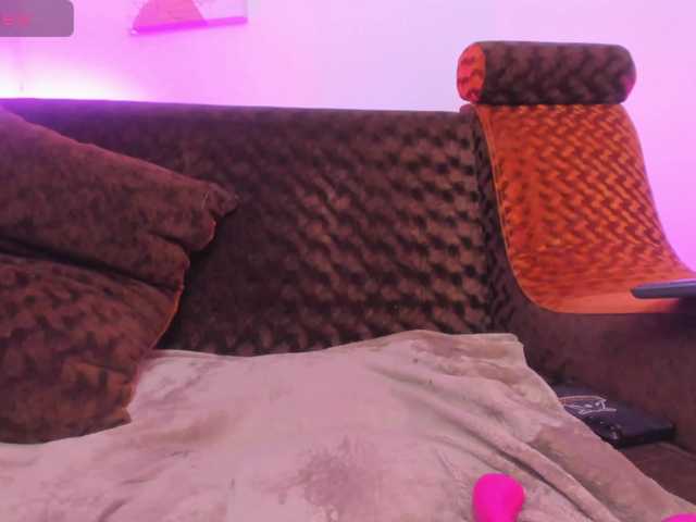 camilafoox7's BongaCams show and profile