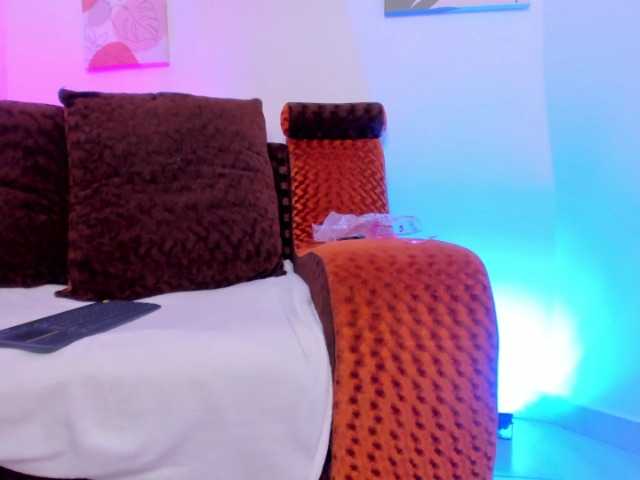 camilafoox7's BongaCams show and profile