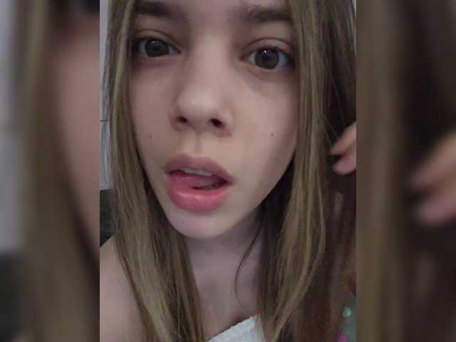 murmishka's BongaCams show and profile