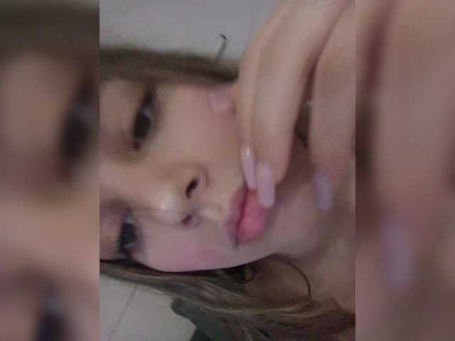 murmishka's BongaCams show and profile