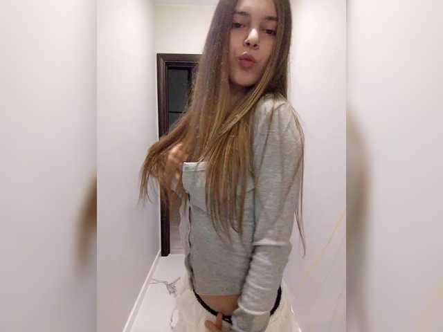 murmishka's BongaCams show and profile