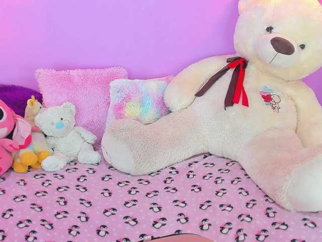 AnaVaccii's BongaCams show and profile