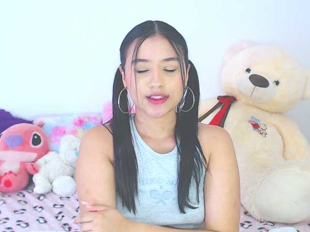 AnaVaccii's BongaCams show and profile