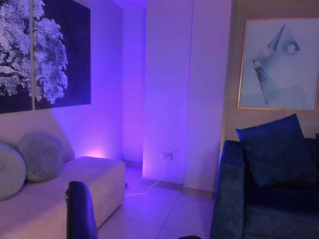 AyshelBrownX's BongaCams show and profile