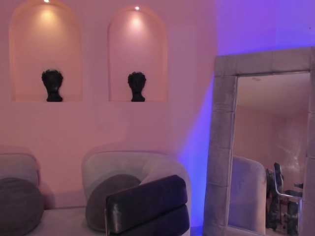 AyshelBrownX's BongaCams show and profile