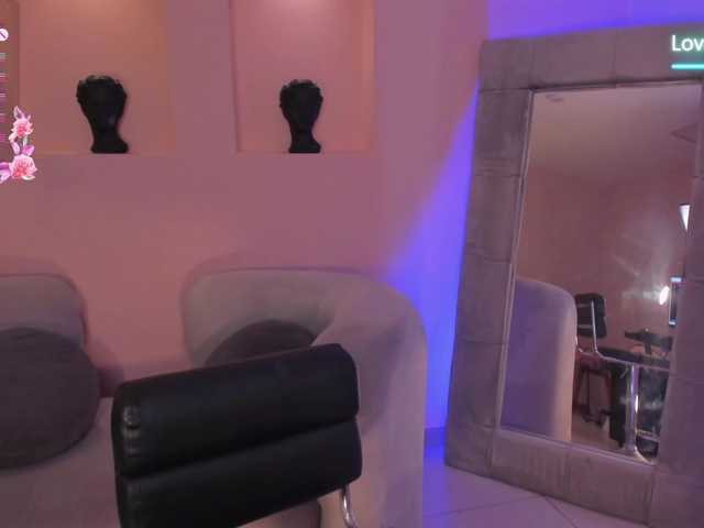 AyshelBrownX's BongaCams show and profile