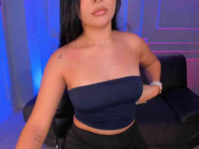 AyshelBrownX AyshelBrownX