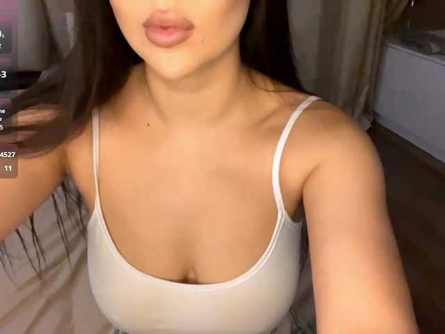 MicaConney's BongaCams show and profile