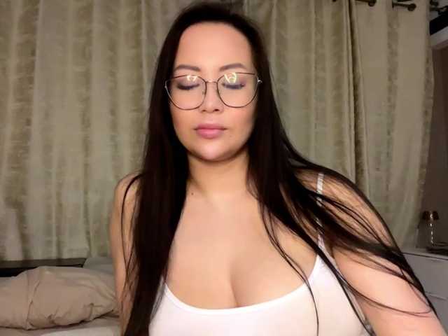 MicaConney's BongaCams show and profile