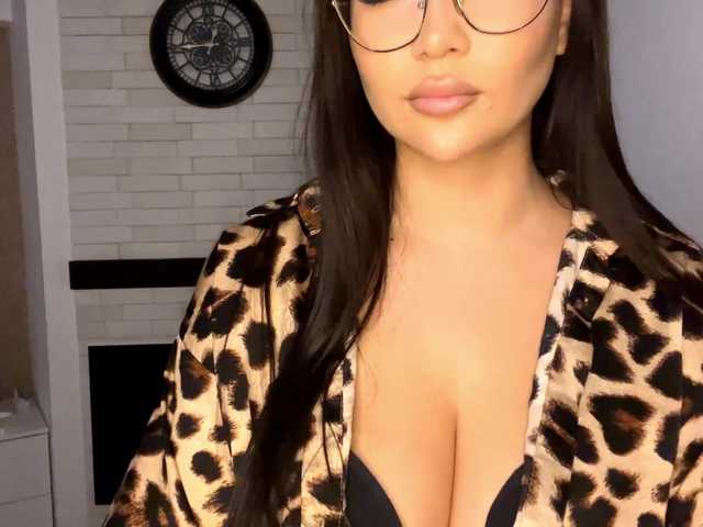 MicaConney's BongaCams show and profile