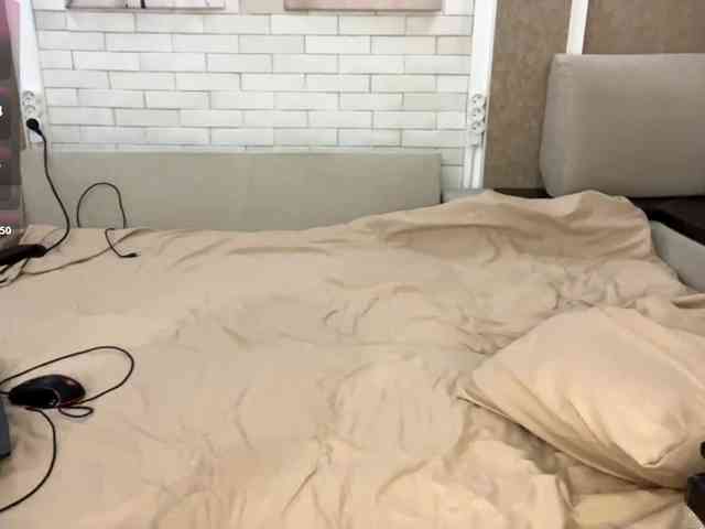 MicaConney Live Webcam on BongaCams