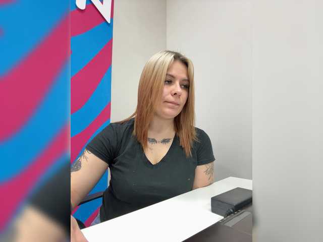 mIrindAcam's BongaCams show and profile