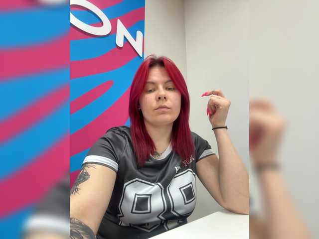 mIrindAcam's BongaCams show and profile